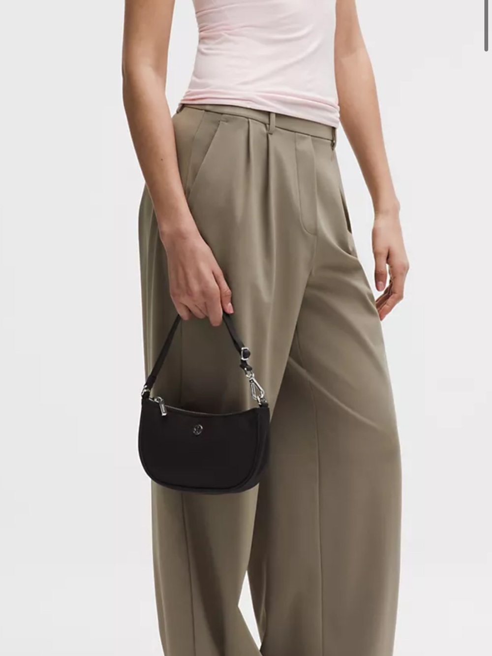 Lululemon Athletica City Essentials Mini Shoulder Bag 1L - Picture 5 of 5